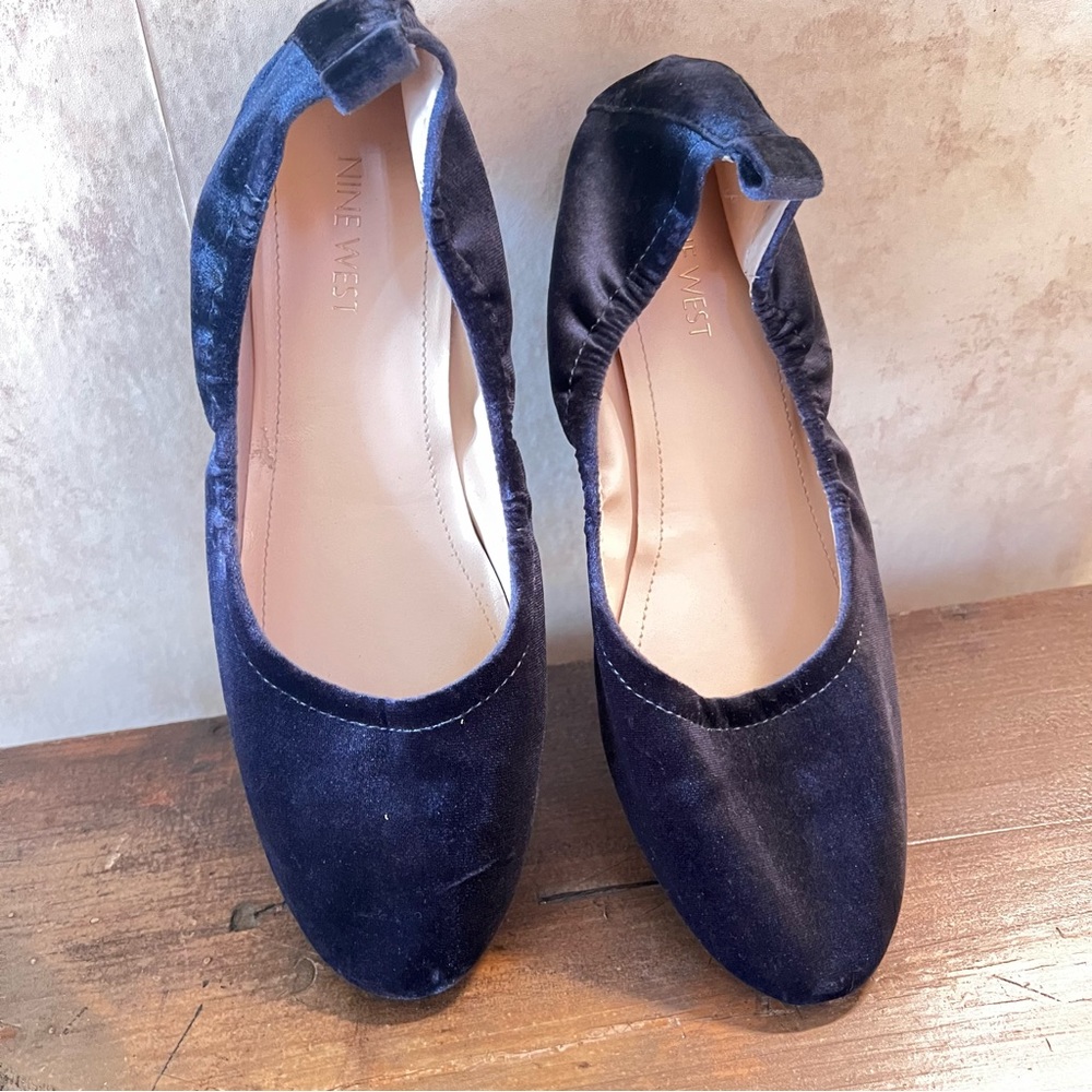 Nine West Velvet Flats